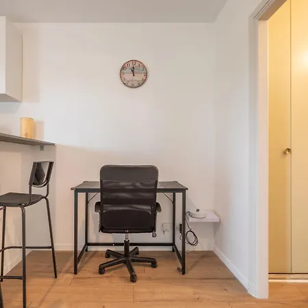 Avec Terrasse Vue Jardin Daire Antibes